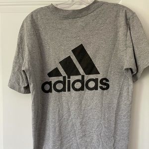 Adidas T-Shirt
